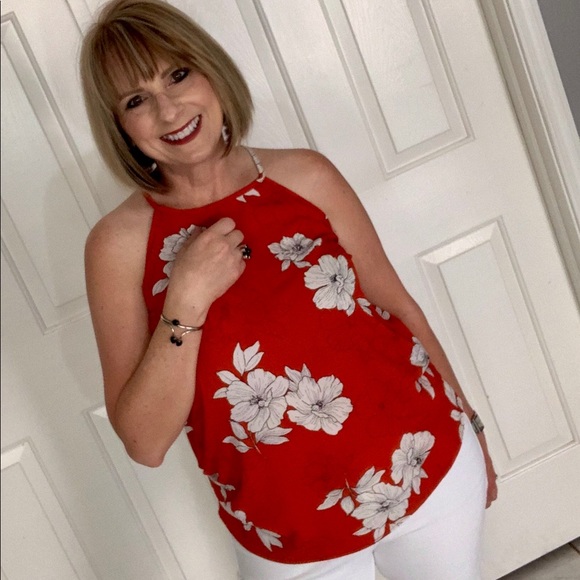 Meet your Posher, Darlene - Picture 2 of 3